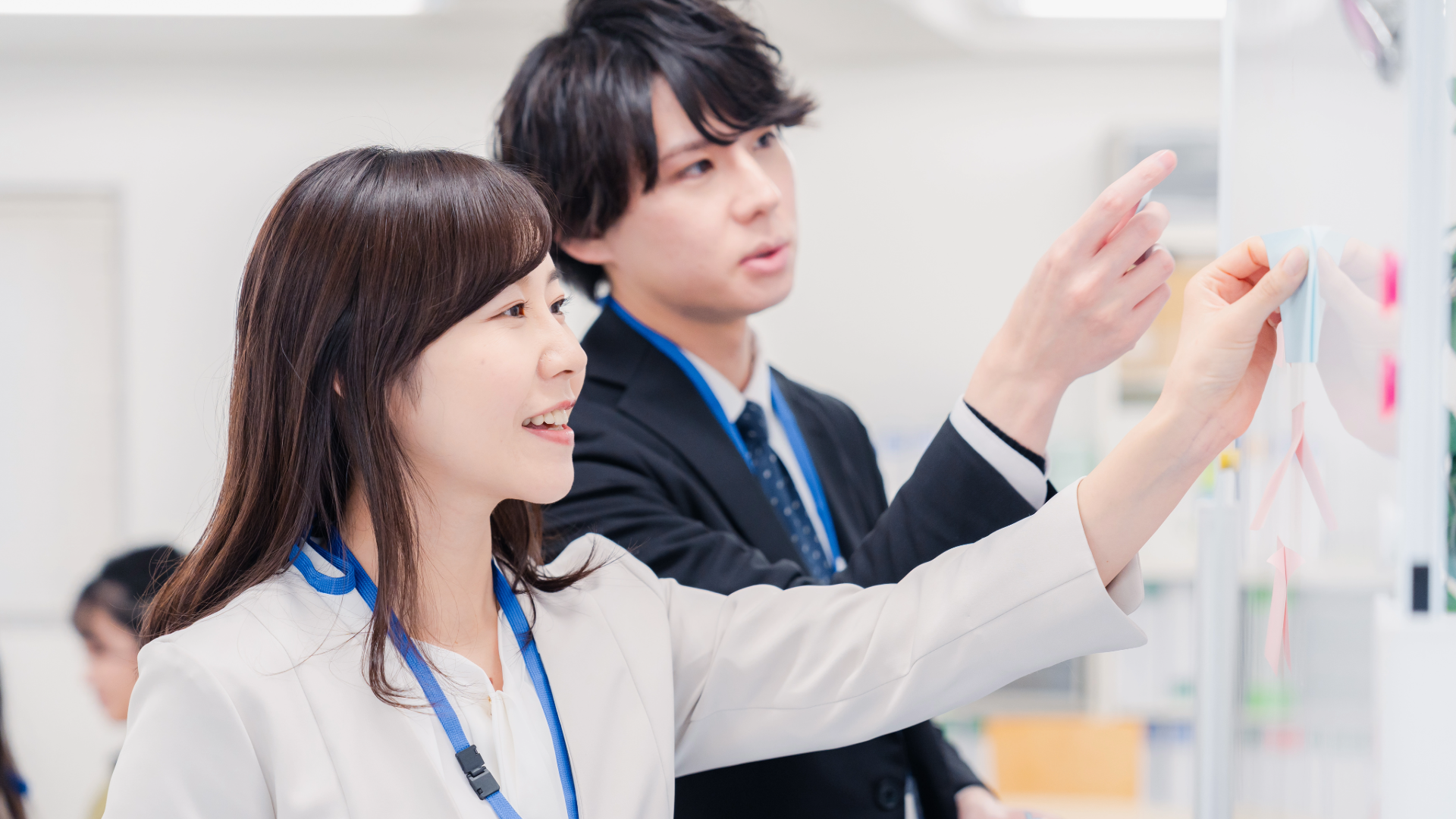 KJ法とは？メリットややり方の手順を簡単にわかりやすく解説