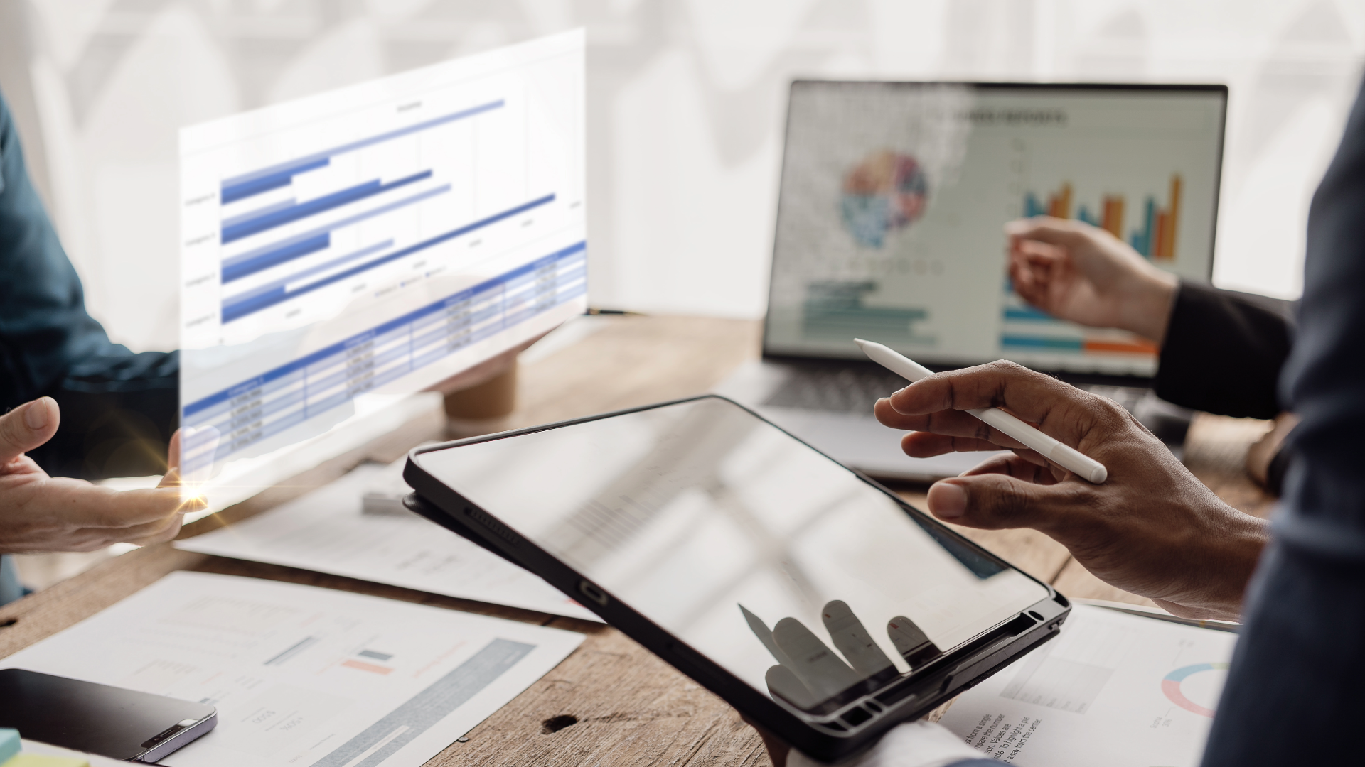 セールスイネーブルメントとは？効果や成功事例、おすすめツールを解説